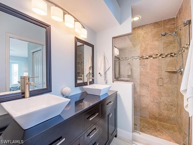 2790 Cypress Trace CIR 2226, Naples, FL 34119