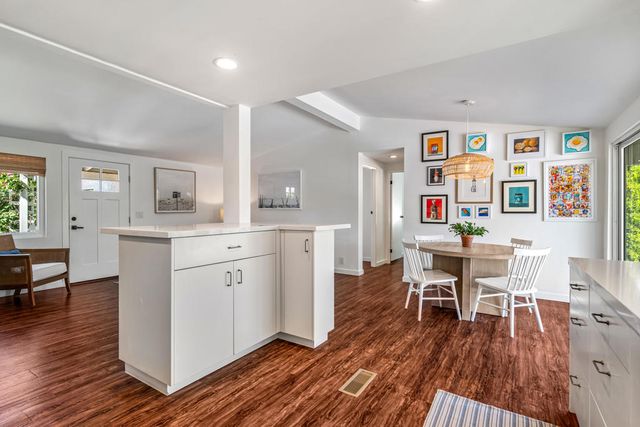 2034 Marni Court, Palm Springs, CA 92262