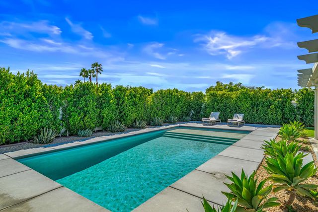 2034 Marni Court, Palm Springs, CA 92262