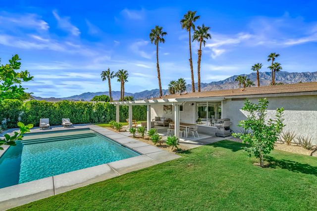 2034 Marni Court, Palm Springs, CA 92262