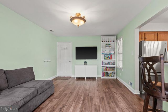 58 TENBY LN, Evesham, NJ 08053