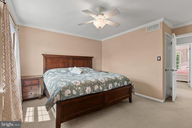 58 TENBY LN, Evesham, NJ 08053