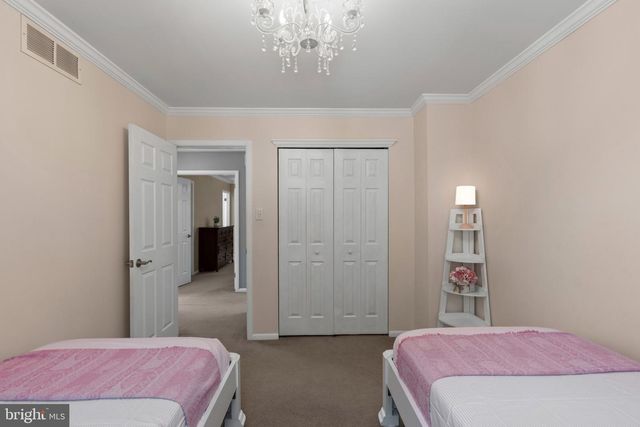 58 TENBY LN, Evesham, NJ 08053
