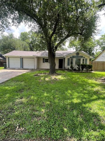 2405 Byron Avenue, Pearland, TX 77581