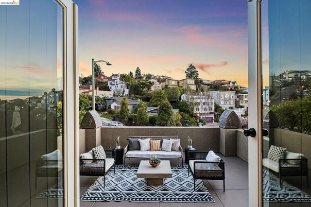 6356 6356 Broadway Ter, Oakland, CA 94618