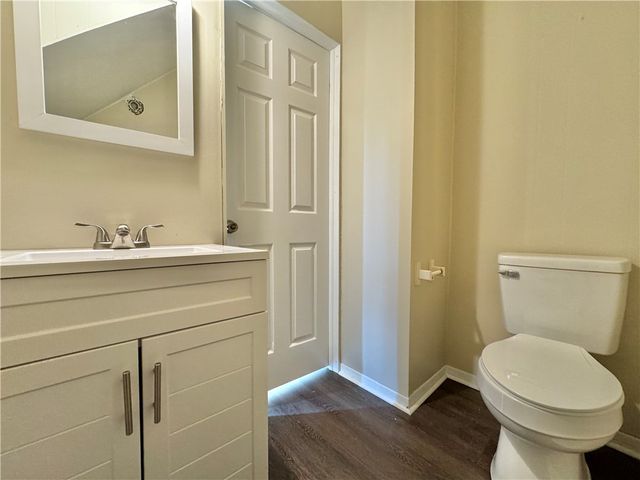 1810 Tony St, Shenango Twp, PA 16101