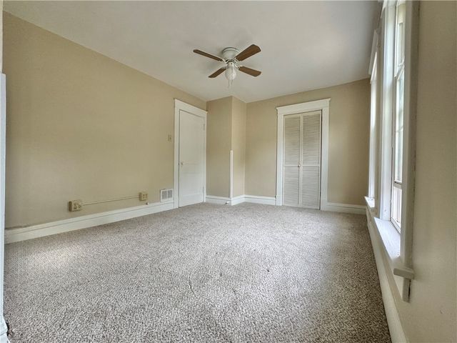 1810 Tony St, Shenango Twp, PA 16101