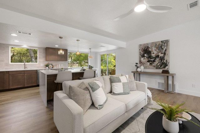 11605 Eubank DR, Austin, TX 78758