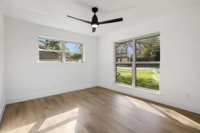 11605 Eubank DR, Austin, TX 78758