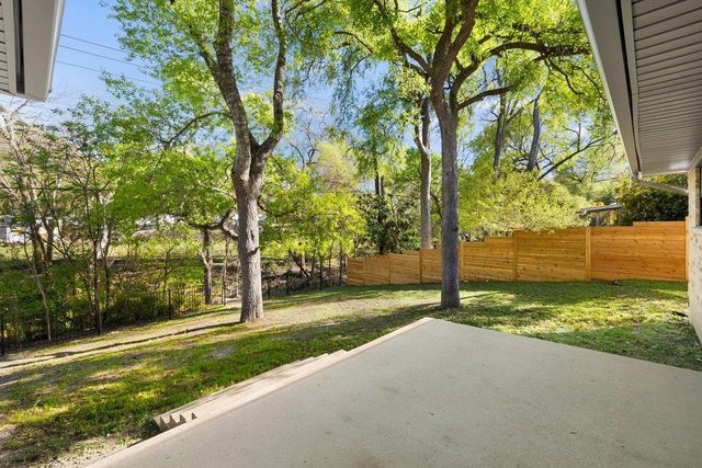 11605 Eubank DR, Austin, TX 78758