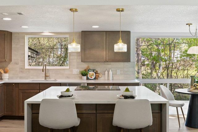 11605 Eubank DR, Austin, TX 78758