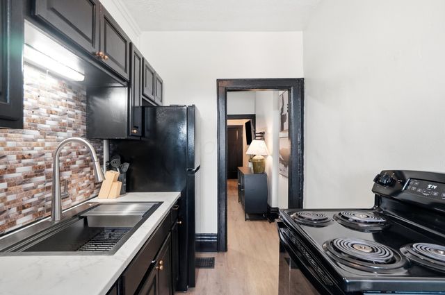 1164-1166 S High Street, Columbus, OH 43206