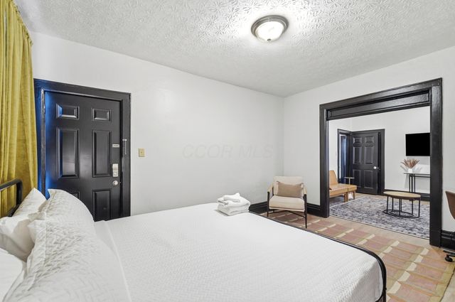 1164-1166 S High Street, Columbus, OH 43206