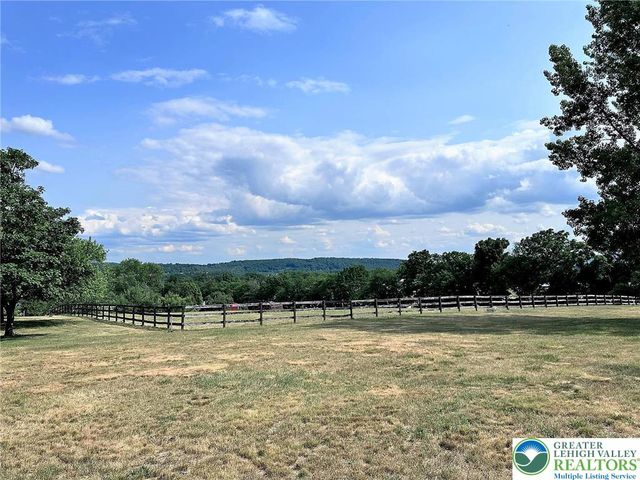 1149 Myrtle Road, Lehigh Twp, PA 18088