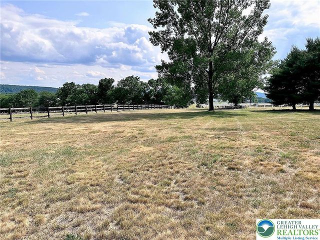 1149 Myrtle Road, Lehigh Twp, PA 18088