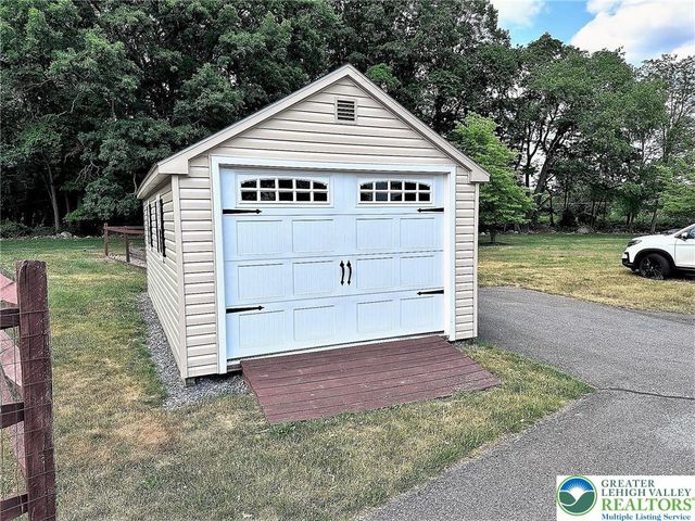 1149 Myrtle Road, Lehigh Twp, PA 18088