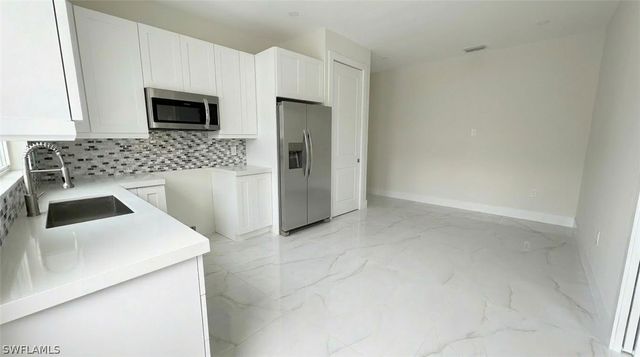 3565 43rd AVE NE, Naples, FL 34120