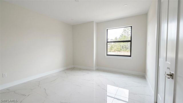 3565 43rd AVE NE, Naples, FL 34120