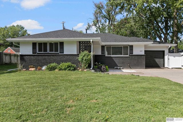 3625 N 70th Street, Lincoln, NE 68507