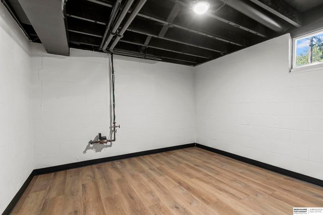 3625 N 70th Street, Lincoln, NE 68507