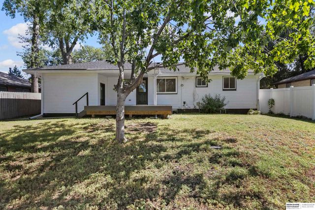3625 N 70th Street, Lincoln, NE 68507