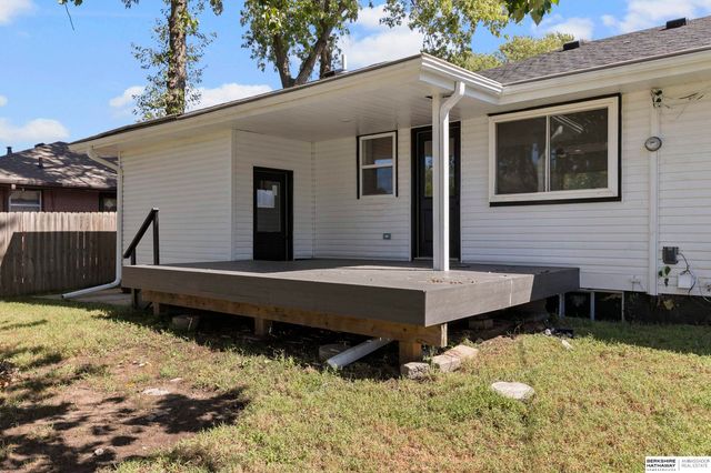 3625 N 70th Street, Lincoln, NE 68507