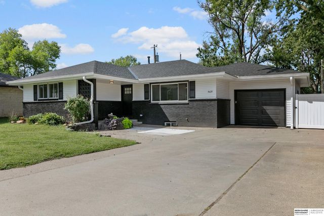 3625 N 70th Street, Lincoln, NE 68507