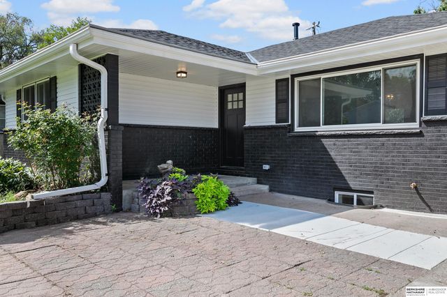 3625 N 70th Street, Lincoln, NE 68507