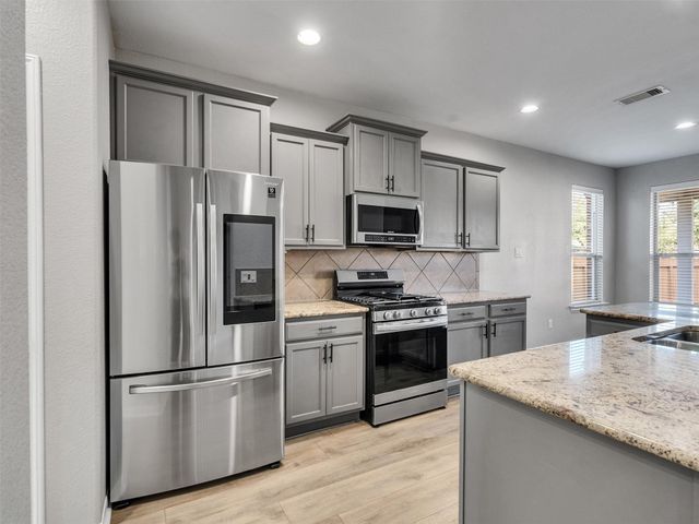 948 Ponte Serra Drive, League City, TX 77573