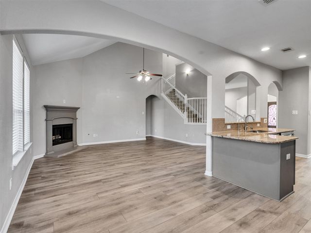 948 Ponte Serra Drive, League City, TX 77573