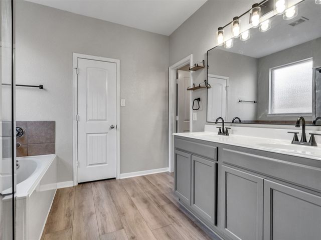 948 Ponte Serra Drive, League City, TX 77573