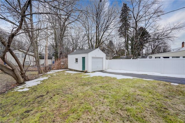 155 Berwick Road, Rochester, NY 14609