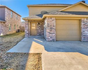 815 E College Street 1, Princeton, TX 75407