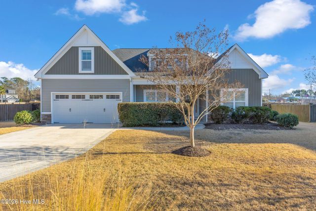 54 Strawberry Fields Way, Hampstead, NC 28443