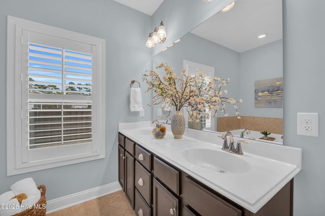 54 Strawberry Fields Way, Hampstead, NC 28443