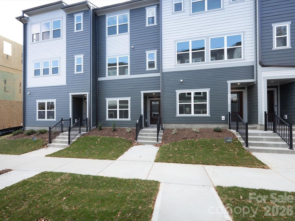 7022 Impulse Court, Charlotte, NC 28205