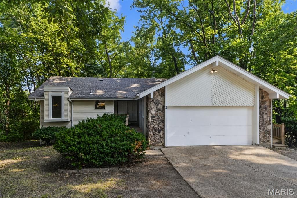 11 Cadillac Court, Lake St Louis, MO 63367