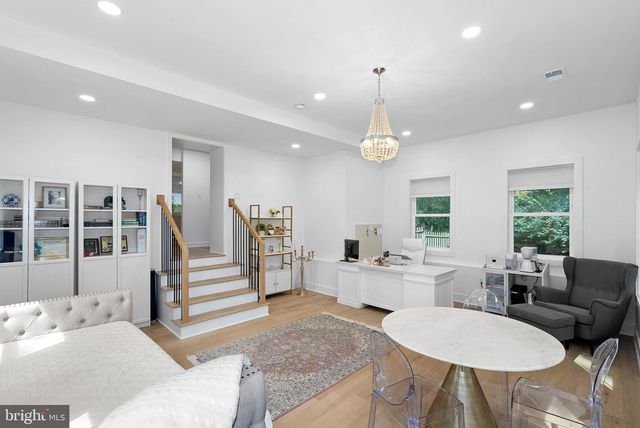 9411 CELLO CT, Vienna, VA 22182