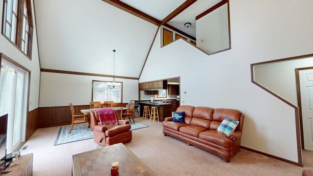 1035 Cantabrian Drive, Lake Isabella, MI 48893