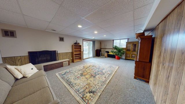 1035 Cantabrian Drive, Lake Isabella, MI 48893