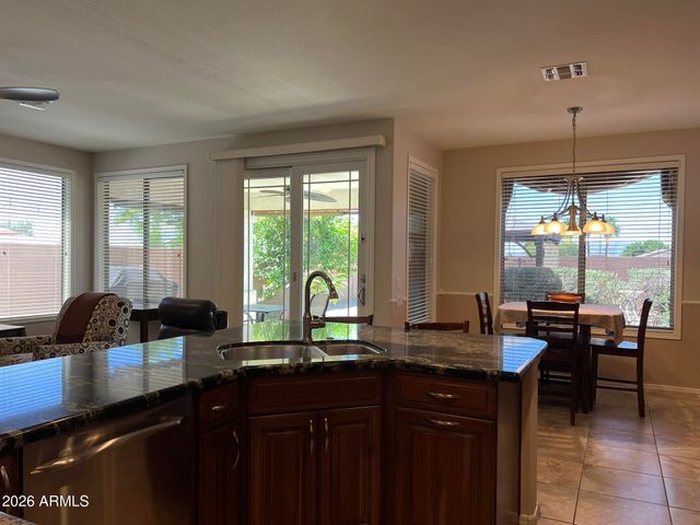1735 W GLENHAVEN Drive, Phoenix, AZ 85045