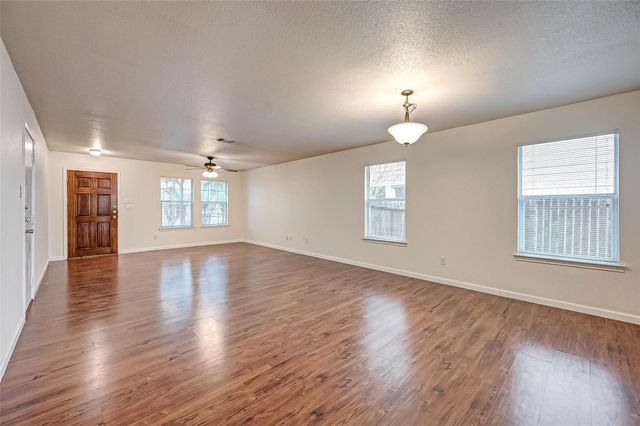 7910 Raven Creek Lane, Cypress, TX 77433