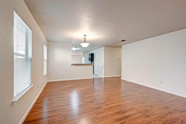 7910 Raven Creek Lane, Cypress, TX 77433