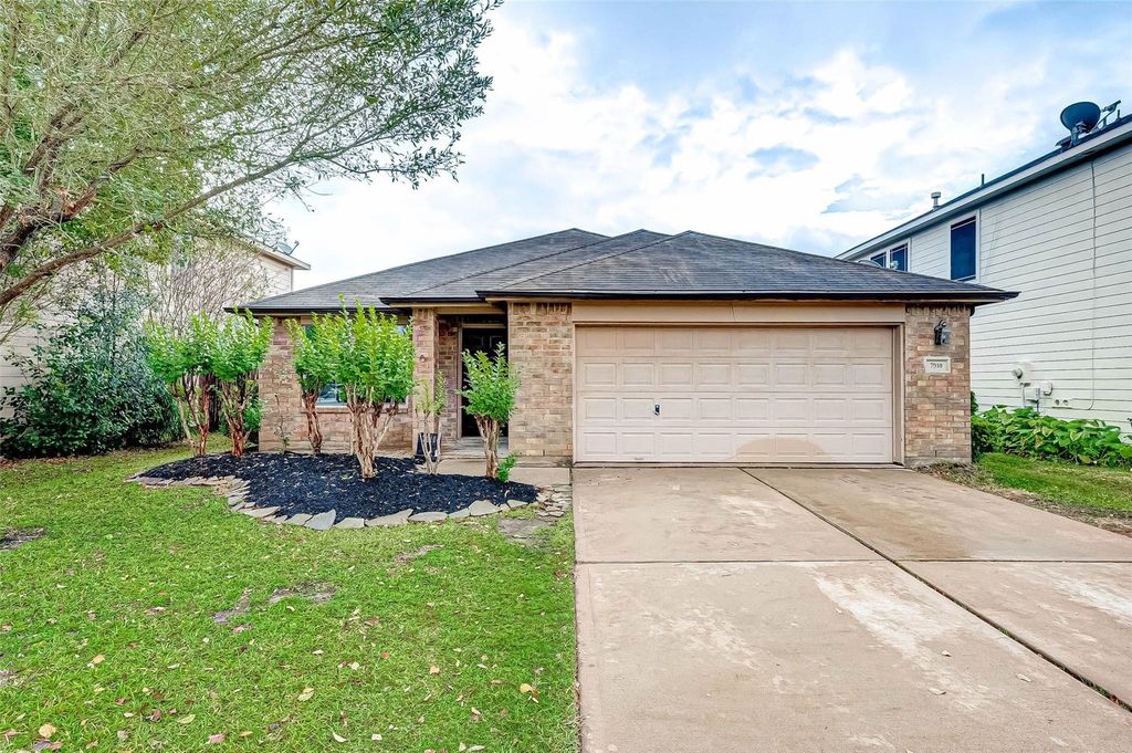 7910 Raven Creek Lane, Cypress, TX 77433