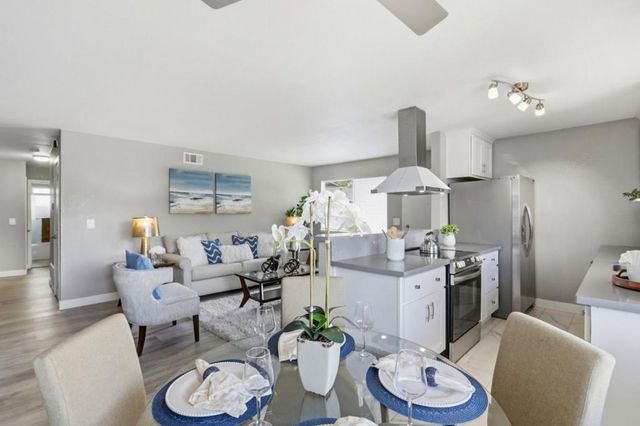 5467 Spinnaker Walkway 4, San Jose, CA 95123