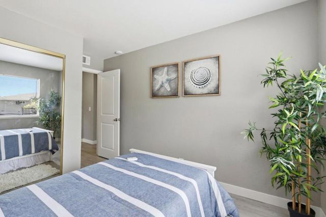 5467 Spinnaker Walkway 4, San Jose, CA 95123