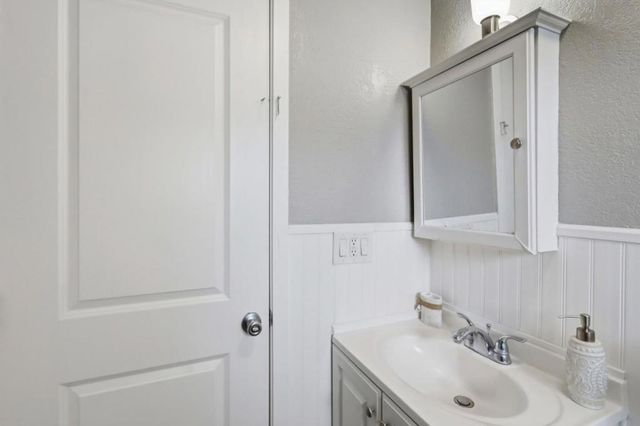 5467 Spinnaker Walkway 4, San Jose, CA 95123