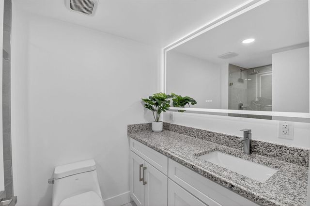 9886 Marina Boulevard 622, Boca Raton, FL 33428