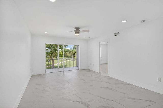 9886 Marina Boulevard 622, Boca Raton, FL 33428
