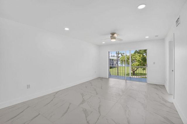 9886 Marina Boulevard 622, Boca Raton, FL 33428